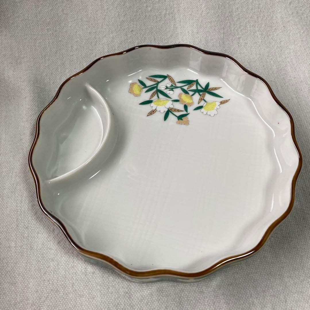 値下げ‼️陶楽窯 桑原リエ作 白地緑釉葉脈皿